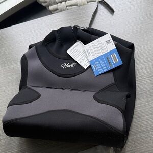 Men's Black and Gray Swim Wetsuit